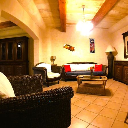 Ad Hoc B&B Il-Pergla Exterior photo