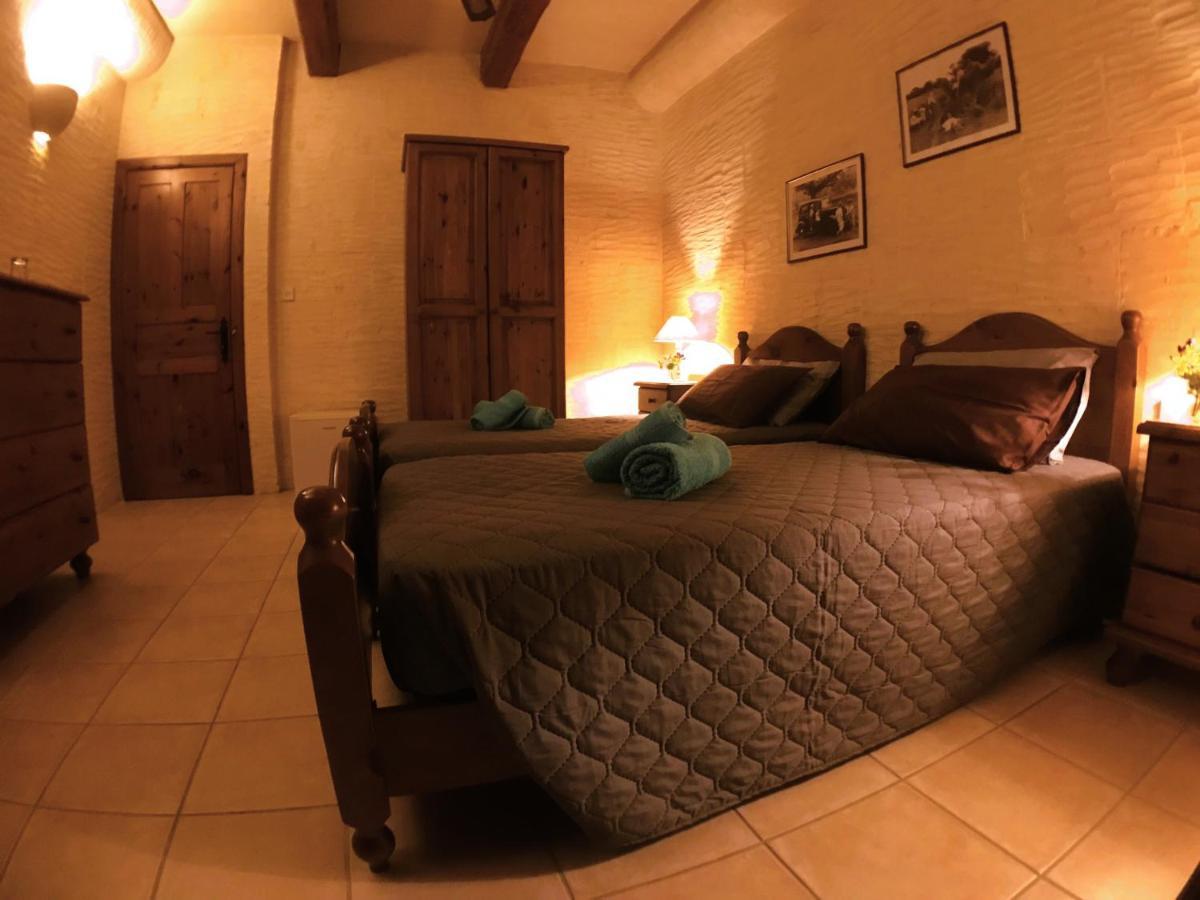 Ad Hoc B&B Il-Pergla Exterior photo